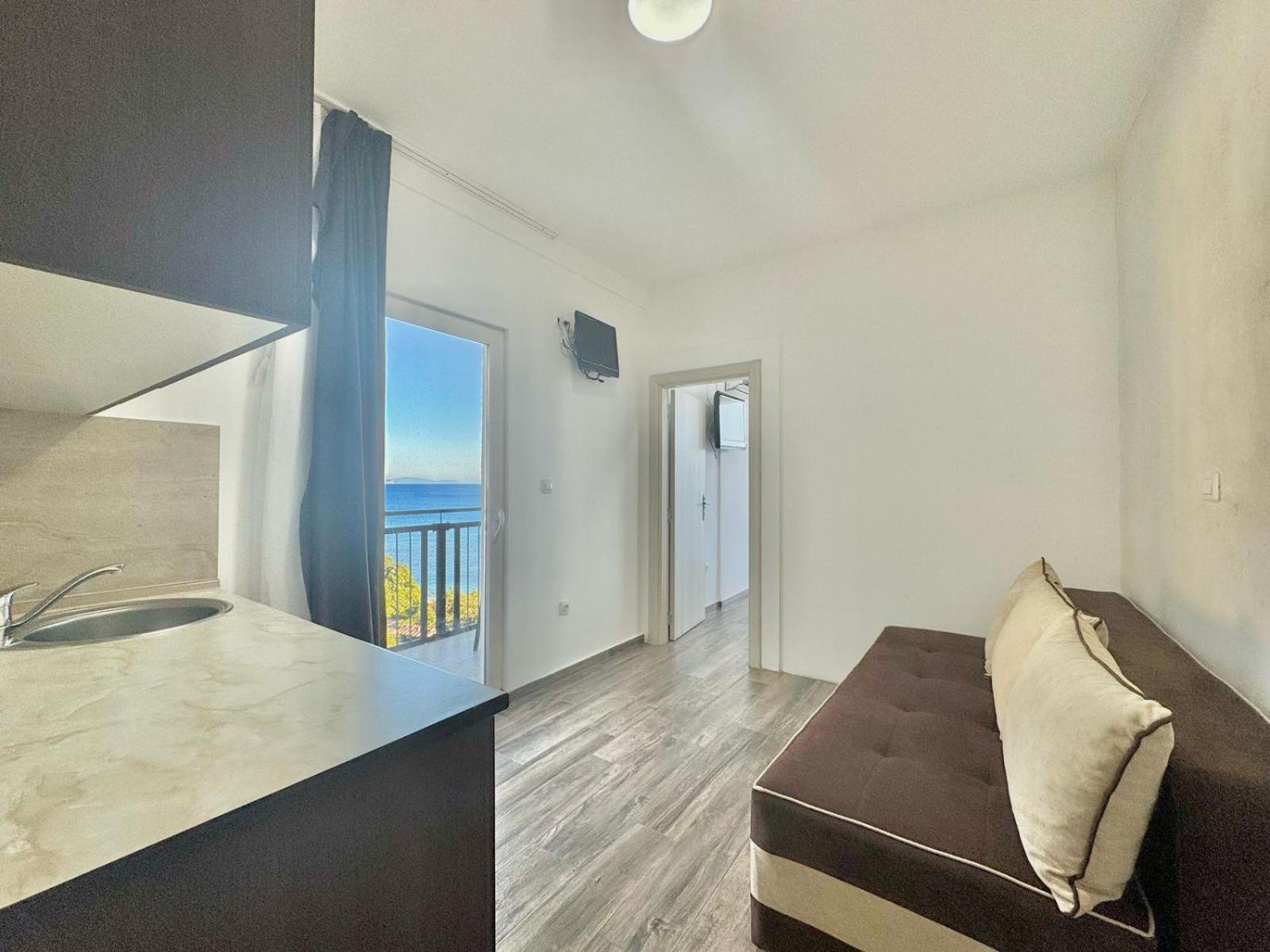 Beachfront Hotel Palma - Jaz Budva Bagian luar foto