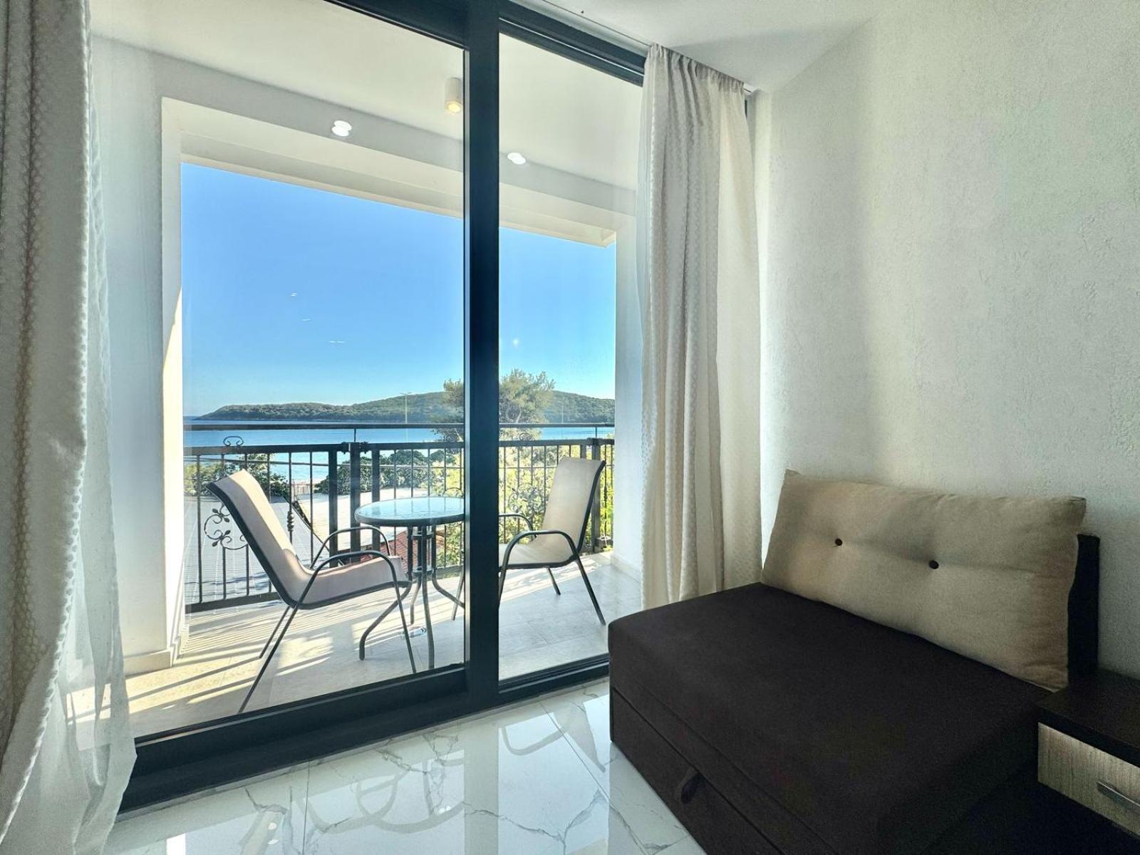 Beachfront Hotel Palma - Jaz Budva Bagian luar foto